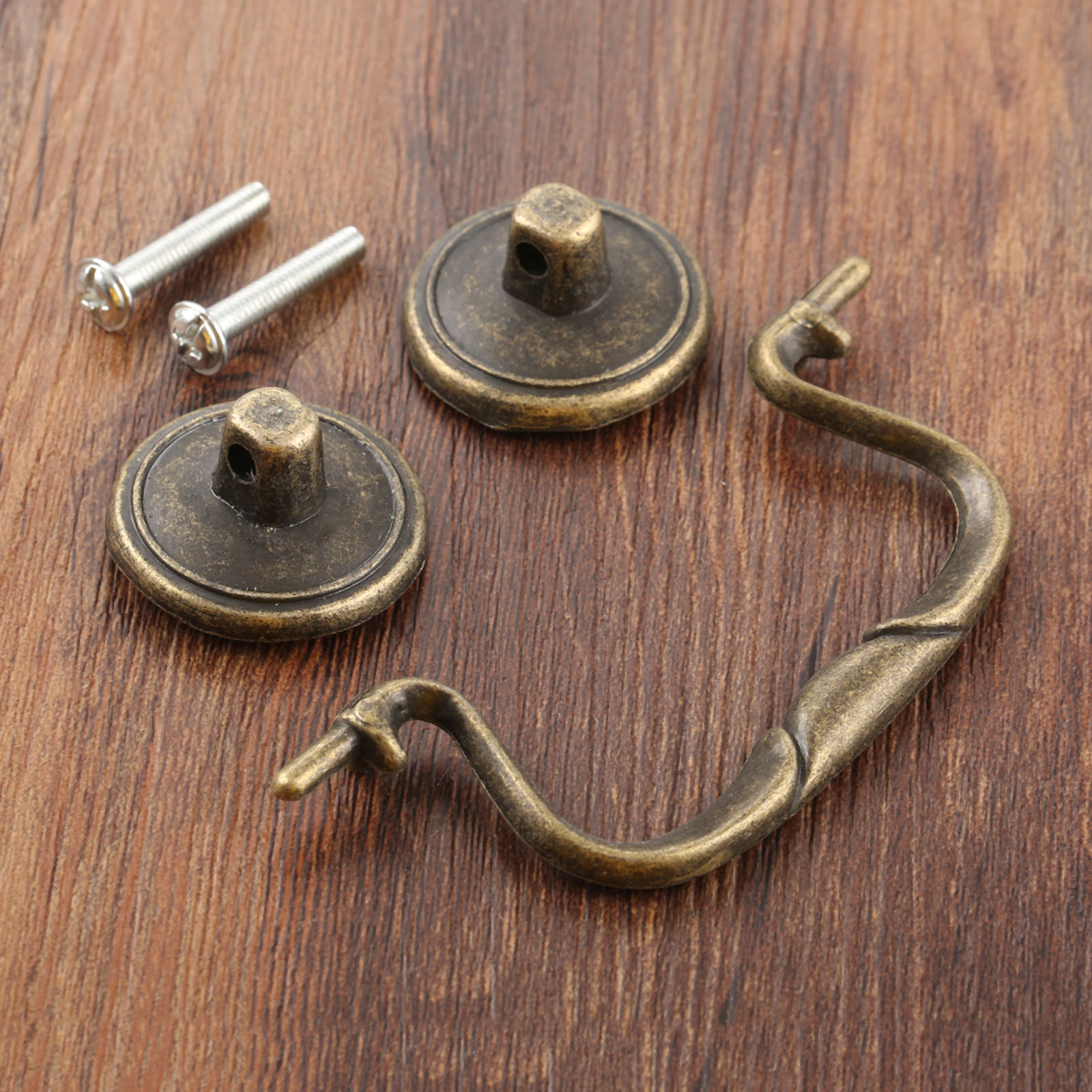 Furniture For Hardware Shop - Maniglie vintage in plastica con viti,
