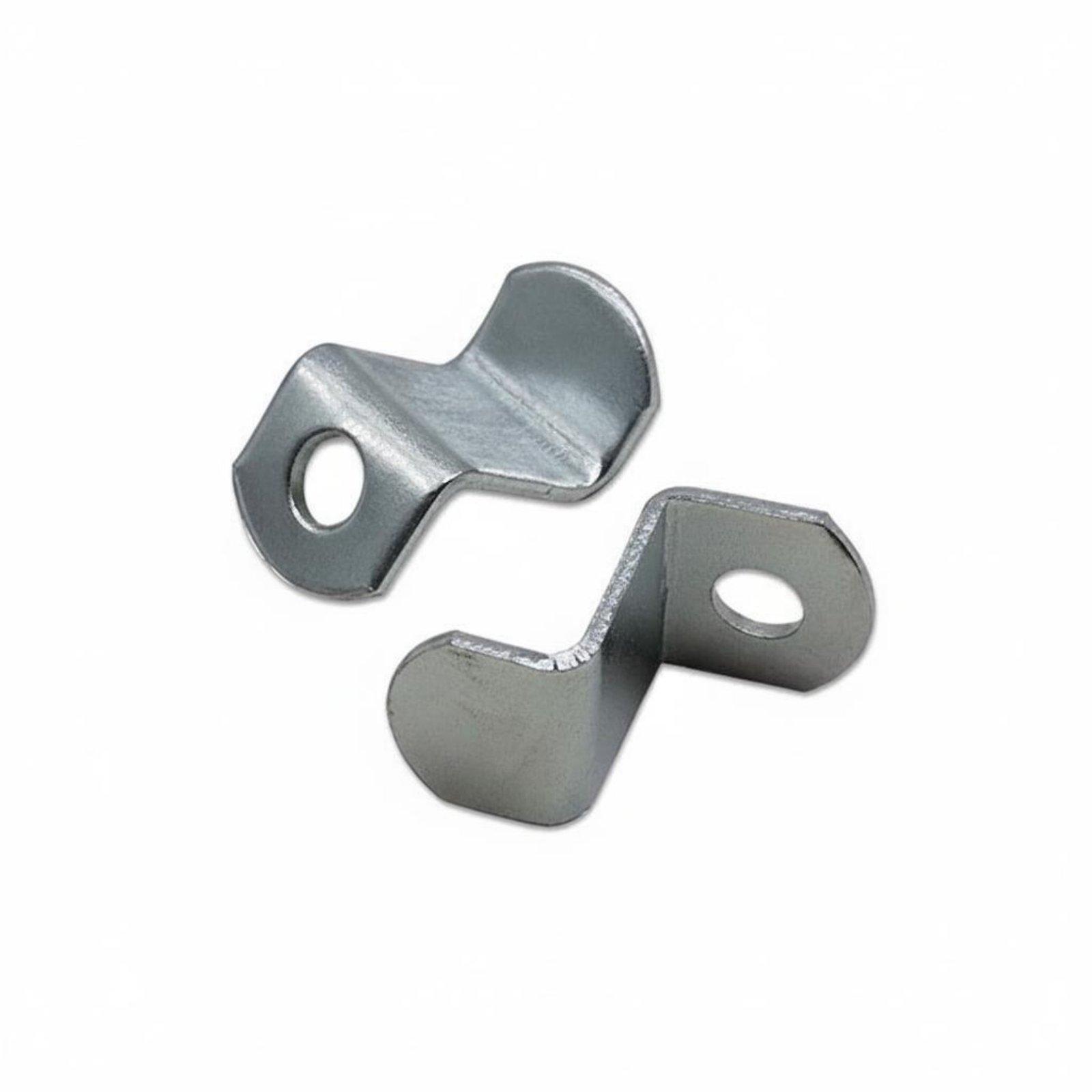 Furniture For Hardware Shop - Staffa in Acciaio a Forma di