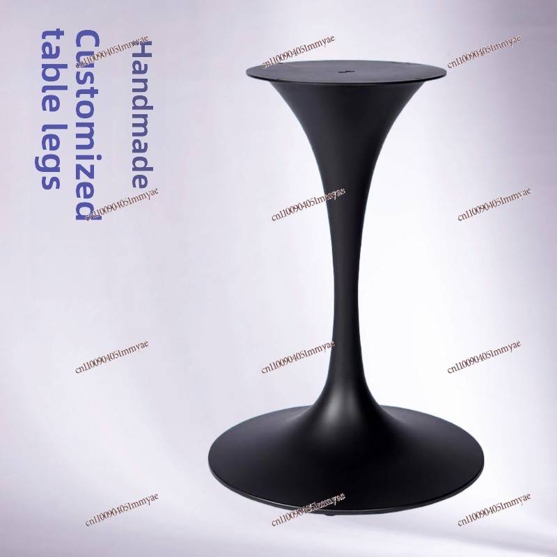 Base per Tavolo a Tulipano in  - Furniture For Hardware Shop recensione e prezzo